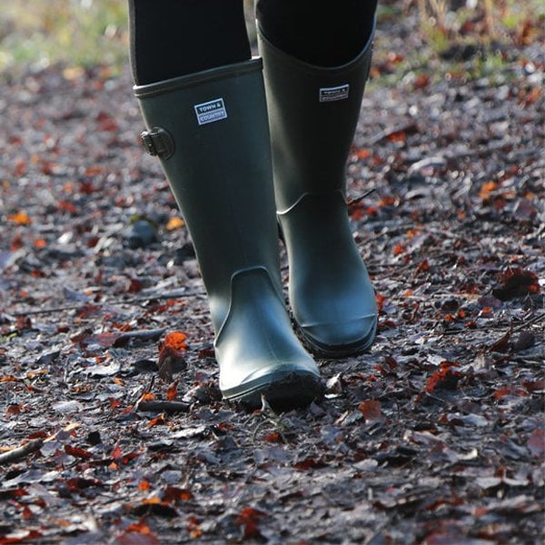 Wellington-Boots.jpg__PID:3eb8ec0f-5357-4e13-b95c-18af266c6bc6