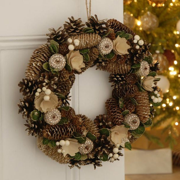 Wreath.jpg__PID:11720501-d0d3-46b7-9079-1fd3fb1cbd7f