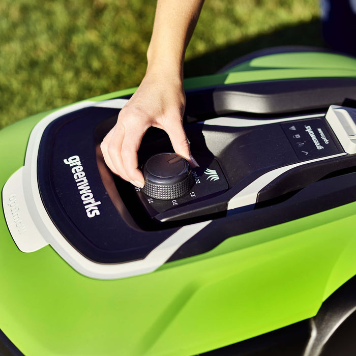 Optimow 10 - Robotic Lawnmower_Lawnmowers